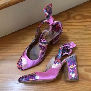 Silk heels
